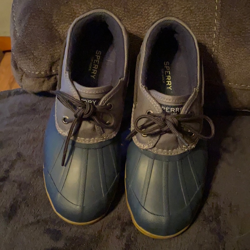 Sperry women’s rain booties